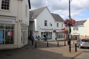 <strong>Chepstow Town Centre<span><b>in</b>Commercial </strong><i>→</i>